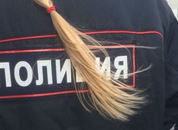 Семью мигрантов выгоняют из России после школьного конфликта с их сыном Семью мигрантов выгоняют из России после школьного конфликта с их сыном