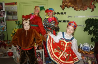 Школьники из города Шахтерска ДНР стали участниками проекта «Теплые встречи» Школьники из города Шахтерска ДНР стали участниками проекта «Теплые встречи»