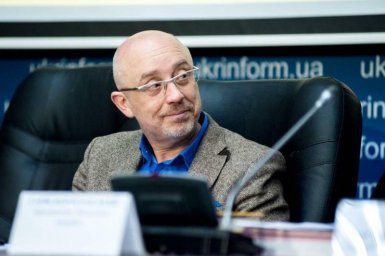 Глава Минобороны Украины: Оснований для введения военного положения нет Глава Минобороны Украины: Оснований для введения военного положения нет