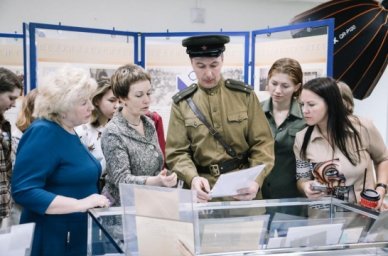 В Сургутском педуниверситете открылась выставка «Вершины Победы» В Сургутском педуниверситете открылась выставка «Вершины Победы»