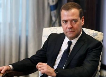 России нужно поддерживать оппозицию на Западе – Медведев о возможных «госпереворотах» России нужно поддерживать оппозицию на Западе – Медведев о возможных «госпереворотах»