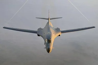 Российский истребитель МиГ-31 &laquo;перехватил&raquo; над Баренцевым морем два американских стратегических бомб