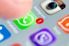 1 ноября WhatsApp отключится на старых смартфонах. Что делать?
