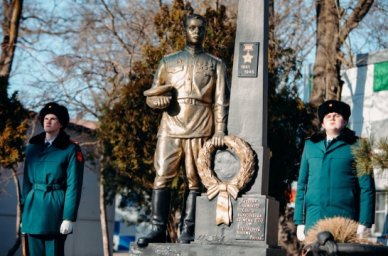 В «Смене» проходят памятные мероприятия, посвященные Дню Неизвестного Солдата В «Смене» проходят памятные мероприятия, посвященные Дню Неизвестного Солдата